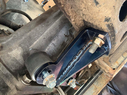 1986-1997 Nissan D21 Hardbody Pickup LS Swap 4L60E Transmission Mount